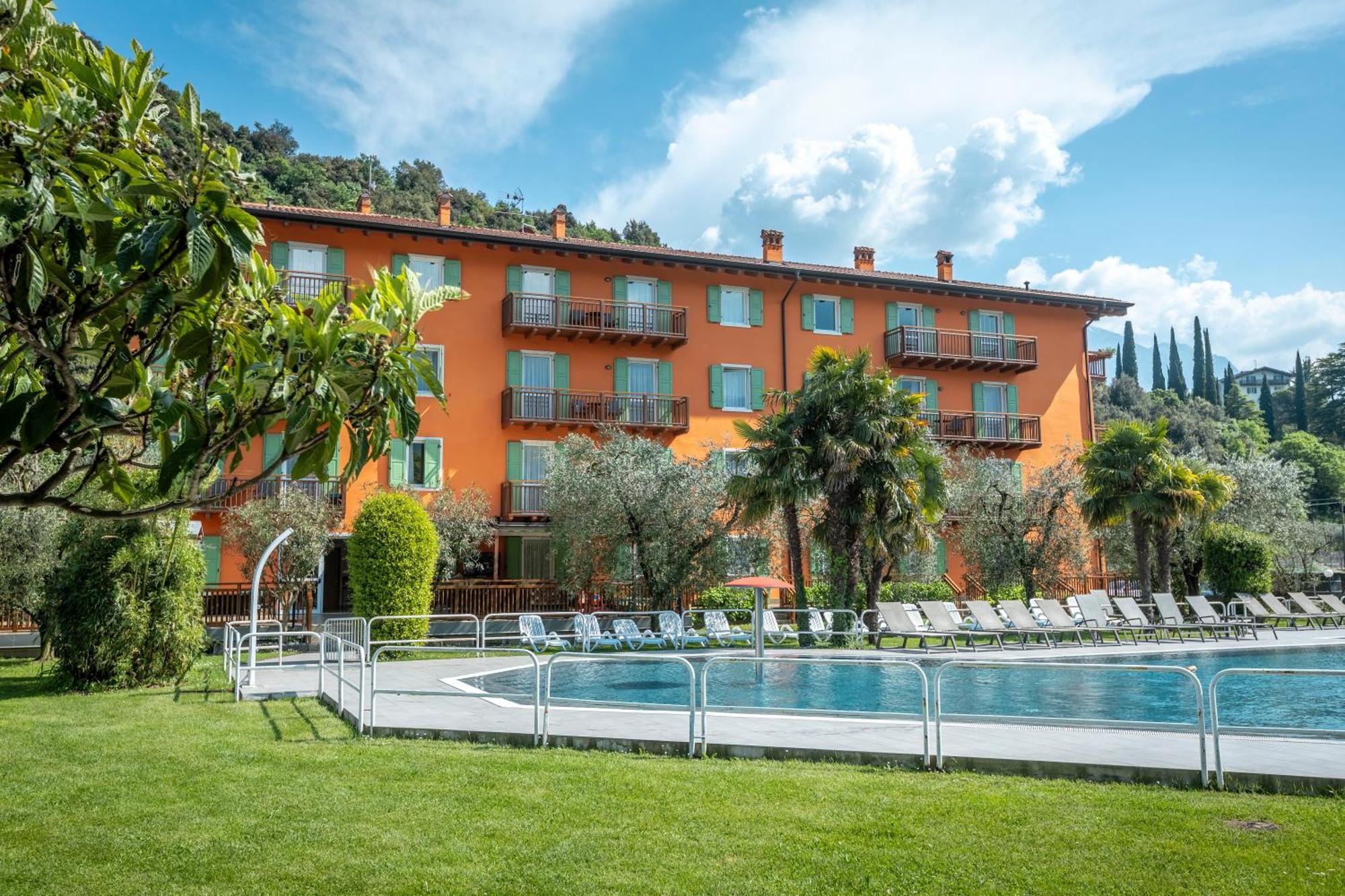 Residence Filanda Riva del Garda Ngoại thất bức ảnh